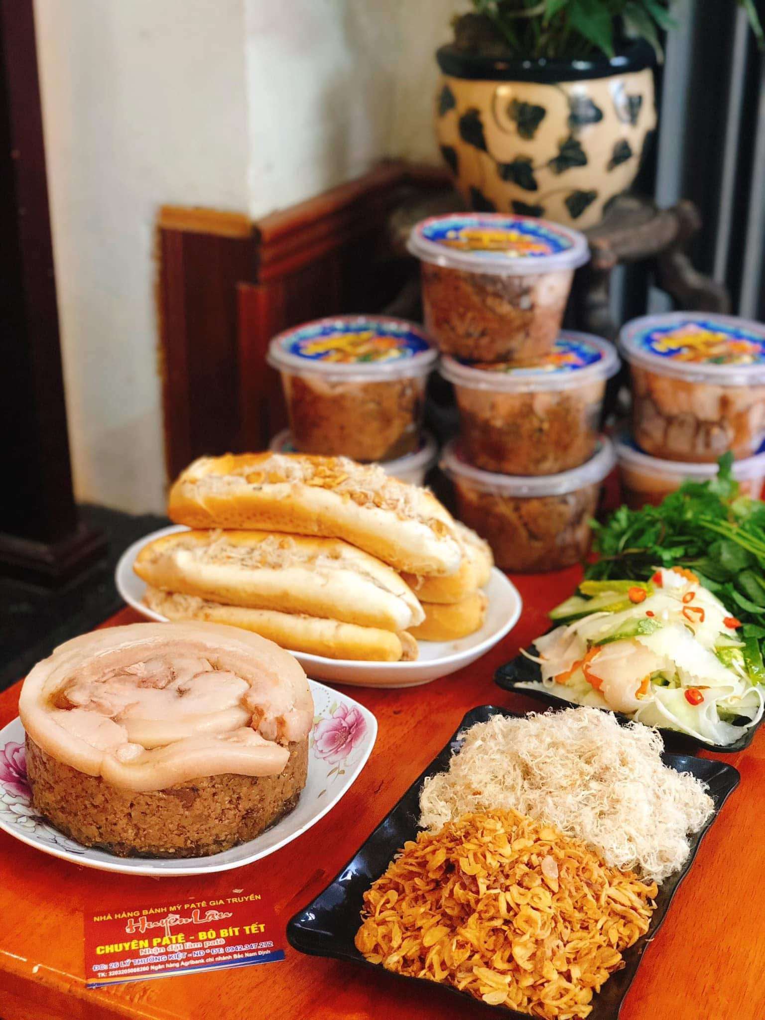 Cô gái bỏ việc lương cao về Nam Định nối nghiệp, bán món gia truyền 45 năm