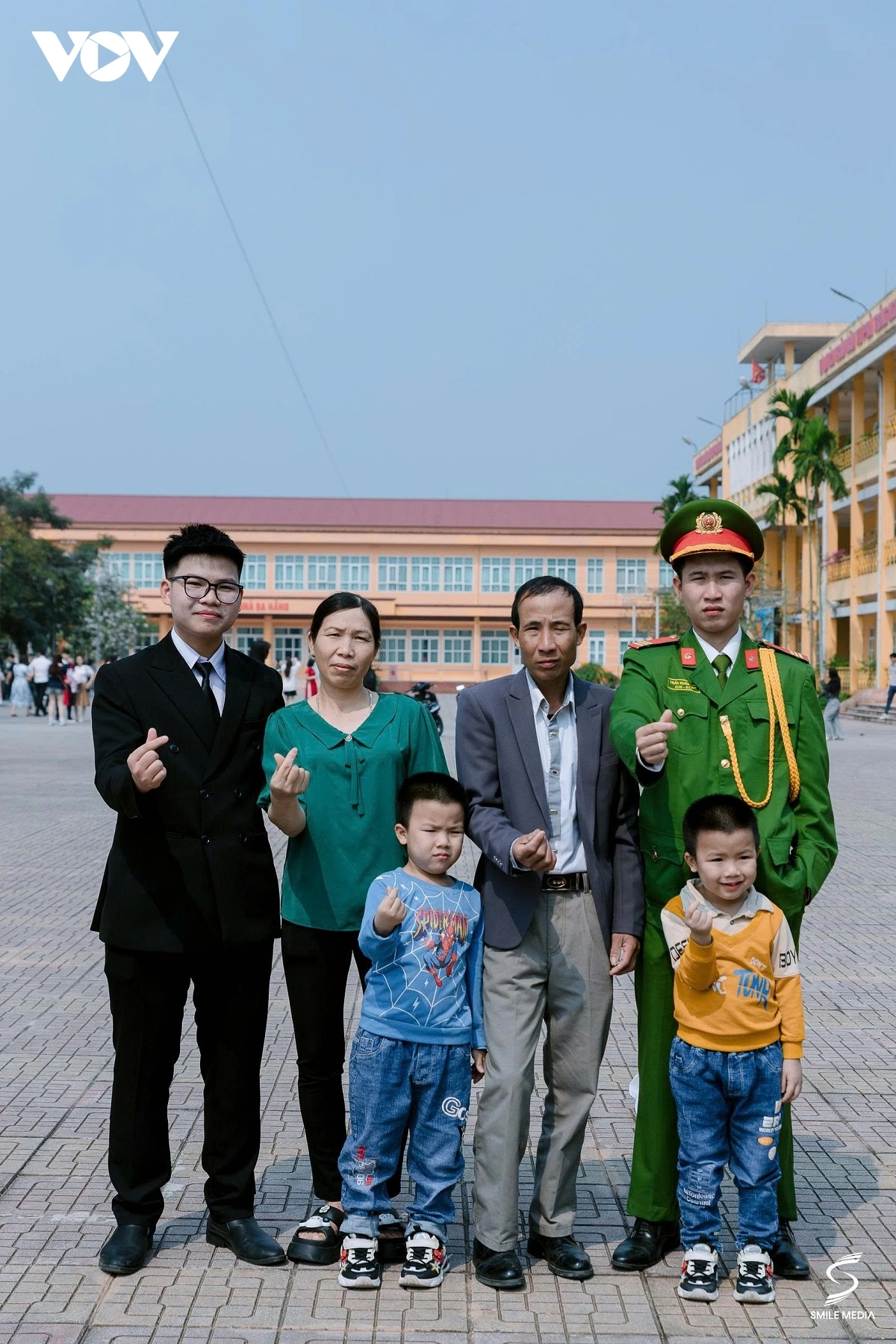 Nam sinh thủ khoa toàn quốc quê Nam Định (cũ) “gần như hoàn hảo” trong mắt thầy cô