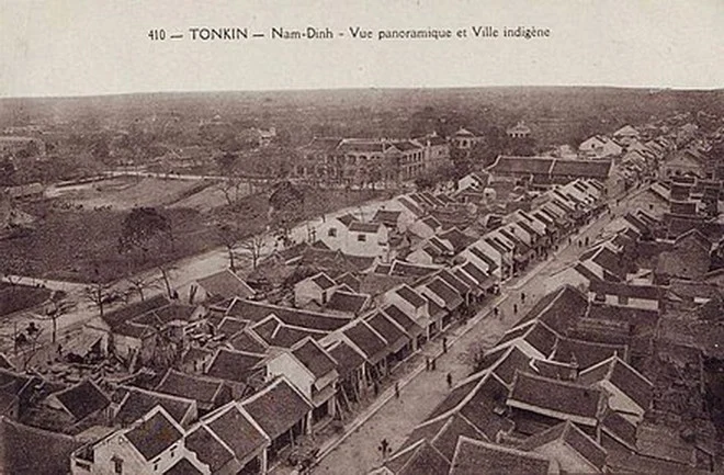 Vua Minh Mạng nhà Nguyễn đổi tên trấn thành tỉnh Nam Định, tỉnh đã bốn lần sáp nhập, chia tách, đất phát tích nhà Trần