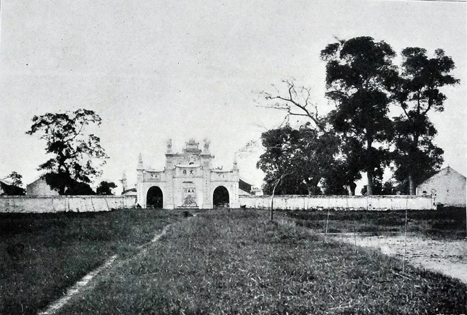 Vua Minh Mạng nhà Nguyễn đổi tên trấn thành tỉnh Nam Định, tỉnh đã bốn lần sáp nhập, chia tách, đất phát tích nhà Trần