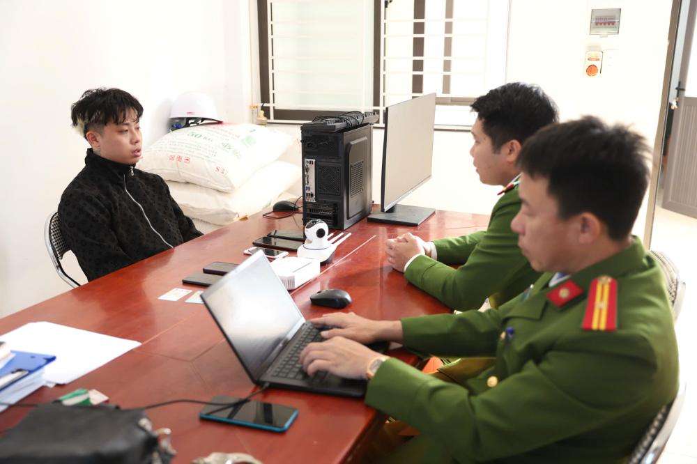 Bắt giữ 2 đối tượng lừa đảo bằng hình thức “bán vé xe”